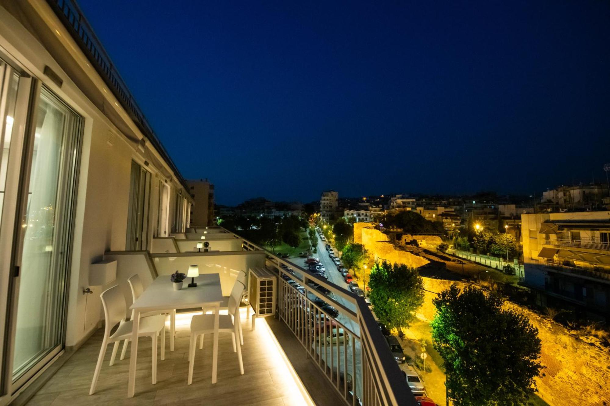 Skia Luxury Living Above The Walls Салоніки Екстер'єр фото